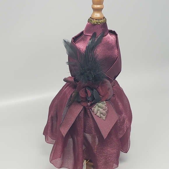The Bearington Collection Victorian Dress Form (Style# 9733) - Picture 10 of 13